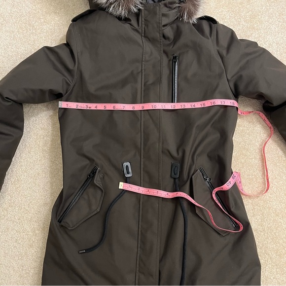 Mackage Jacket Womens Small Green Down Parka Coat Pockets Silver Fox Fur Hood - Picture 9 of 14